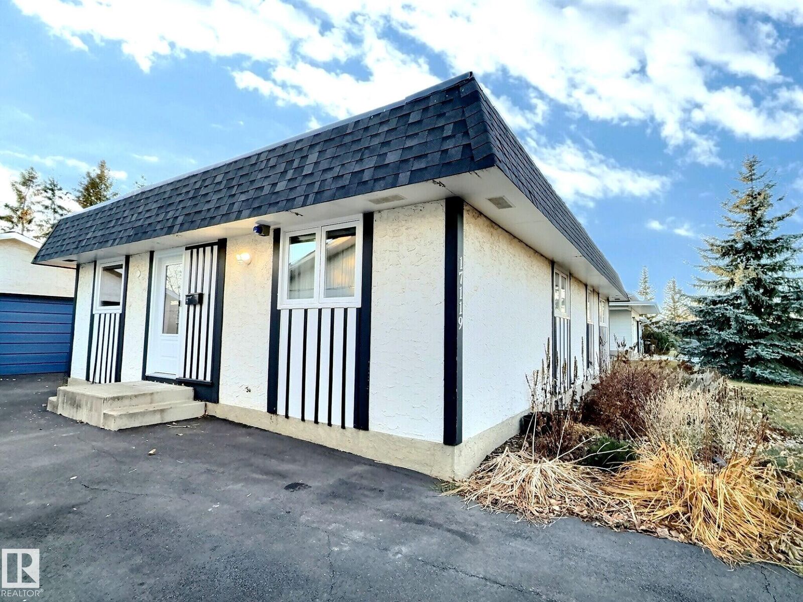 Property Photo:  17119 82 Avenue NW  AB T5T 0C2 