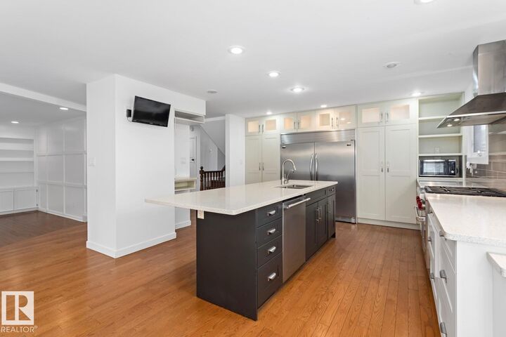 Property Photo:  239 Wakina Drive NW  AB T5T 2X6 