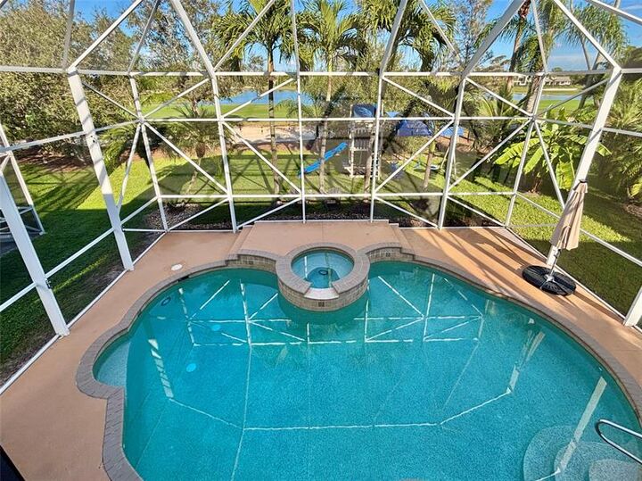 2128 Country Golf Dr  Wellington FL 33414 photo