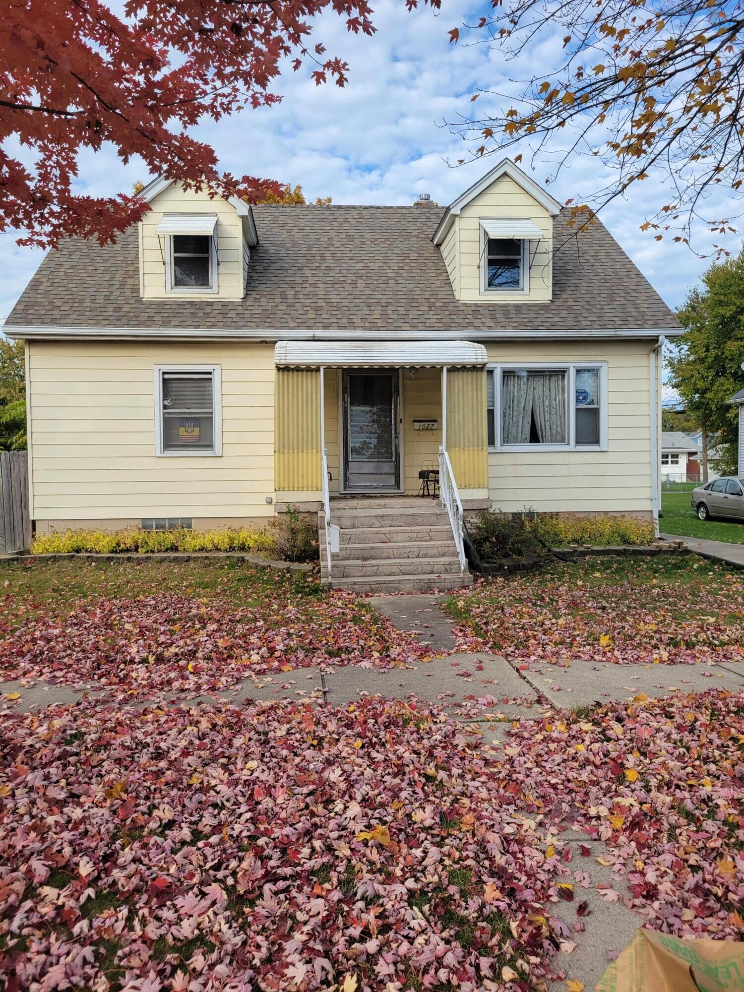Property Photo: 1027 Spruce Street IN 46324