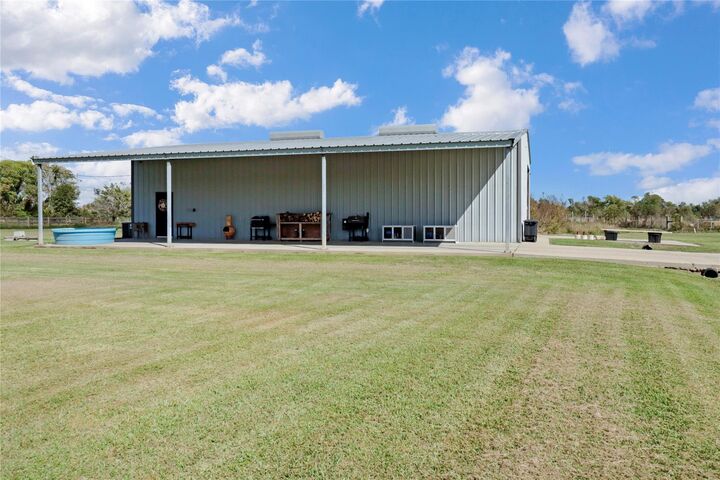 Property Photo: 2923 County Road 209 TX 77534
