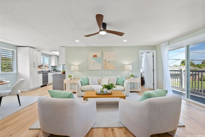 337 Kihapai Street C  Kailua HI 96734 photo