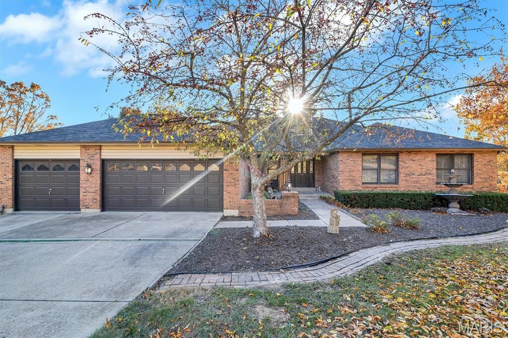 Property Photo:  2075 Meaghan Lane  MO 63069 