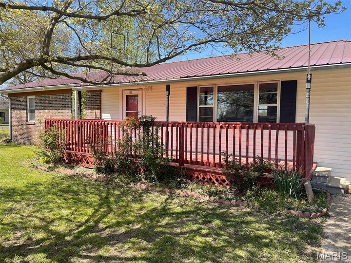 Property Photo: 100 Summit Street MO 63867