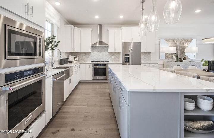 Property Photo:  1304 Shore Court  NJ 07746 