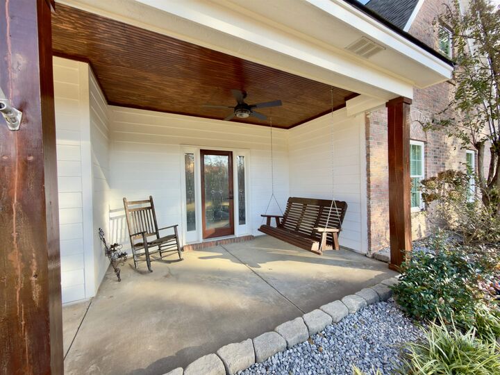 Property Photo: 3990 Three Doves Cv TN 38133