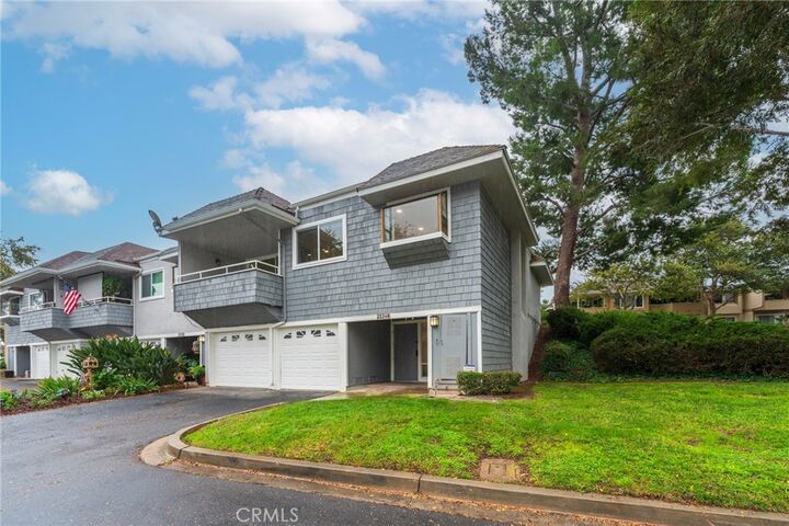 22246 Caminito Mescalero  Laguna Hills CA 92653 photo