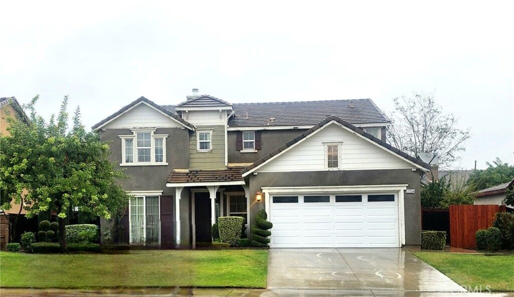 Property Photo: 27204 Big Horn CA 92555