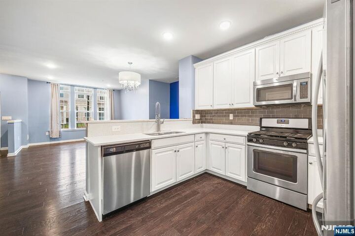 Property Photo:  109 Wesmont Drive 1913  NJ 07075 