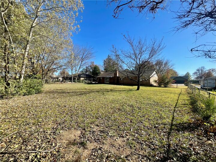 Property Photo: 104 Annie Laurie Avenue AR 72764