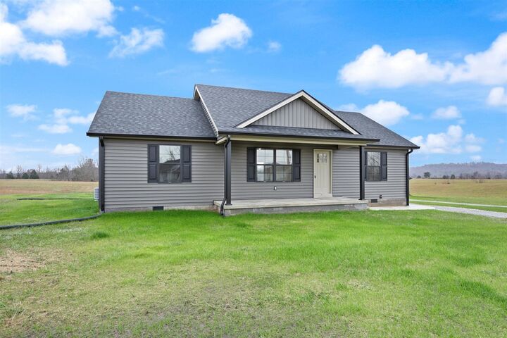 Property Photo: 10 Lone Oak Road KY 42726