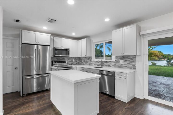 Property Photo:  1301 NW 87th Way  FL 33024 