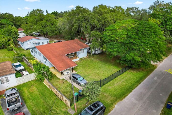 Property Photo:  535 NW 90th St  FL 33150 