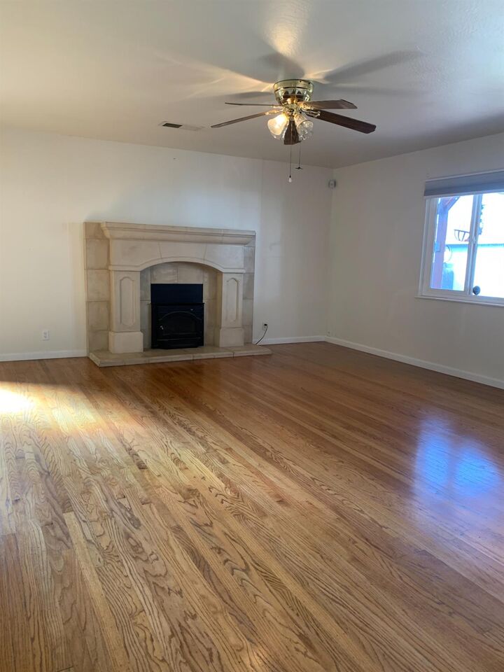 Property Photo: 6109 Golden Dawn Way CA 95841