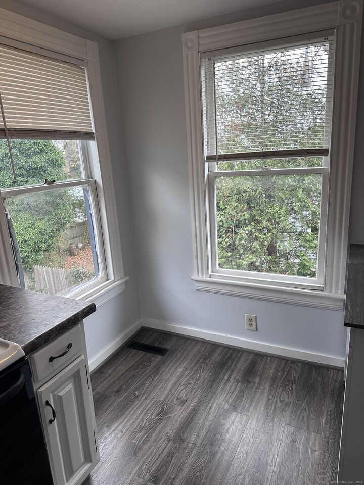 Property Photo:  941 East Broadway 2  CT 06615 