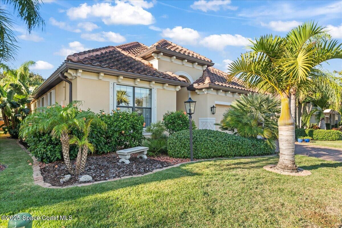 Property Photo:  299 Montecito Drive  FL 32937 