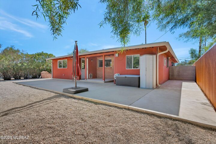 Property Photo:  2821 E Presidio Road  AZ 85716 