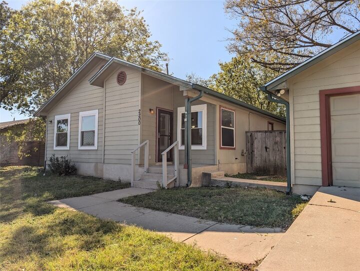 Property Photo: 2200 Magnolia Drive TX 78664