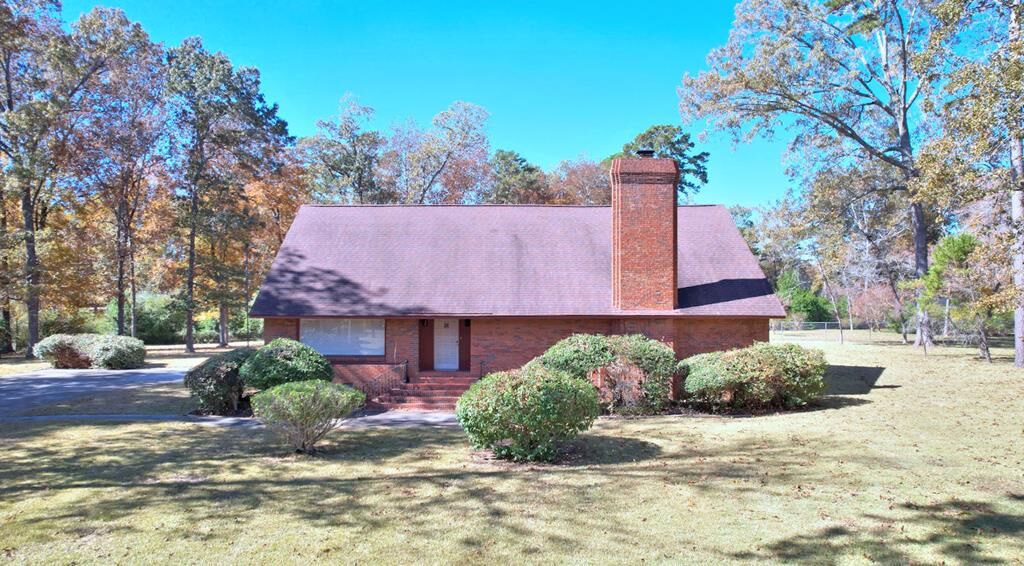 Property Photo: 2713 Westmeade Rd GA 31721
