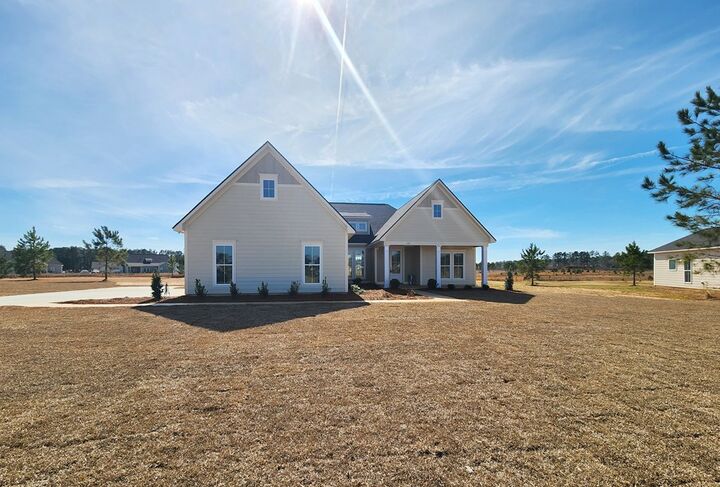 Property Photo:  137 Willow Oak Loop  GA 31763 