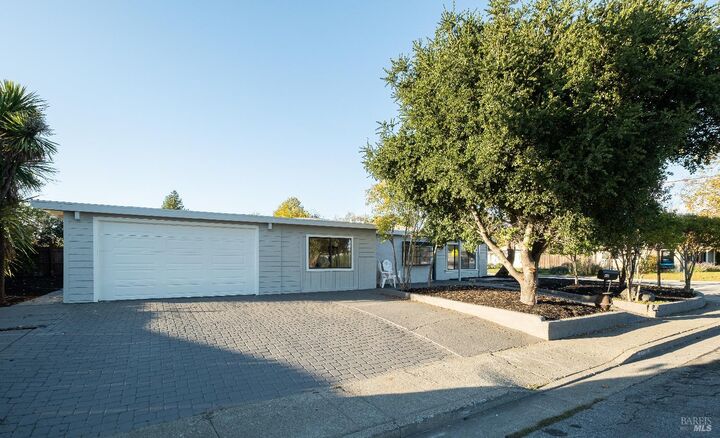 Property Photo:  1313 McGregor Avenue  CA 94954 