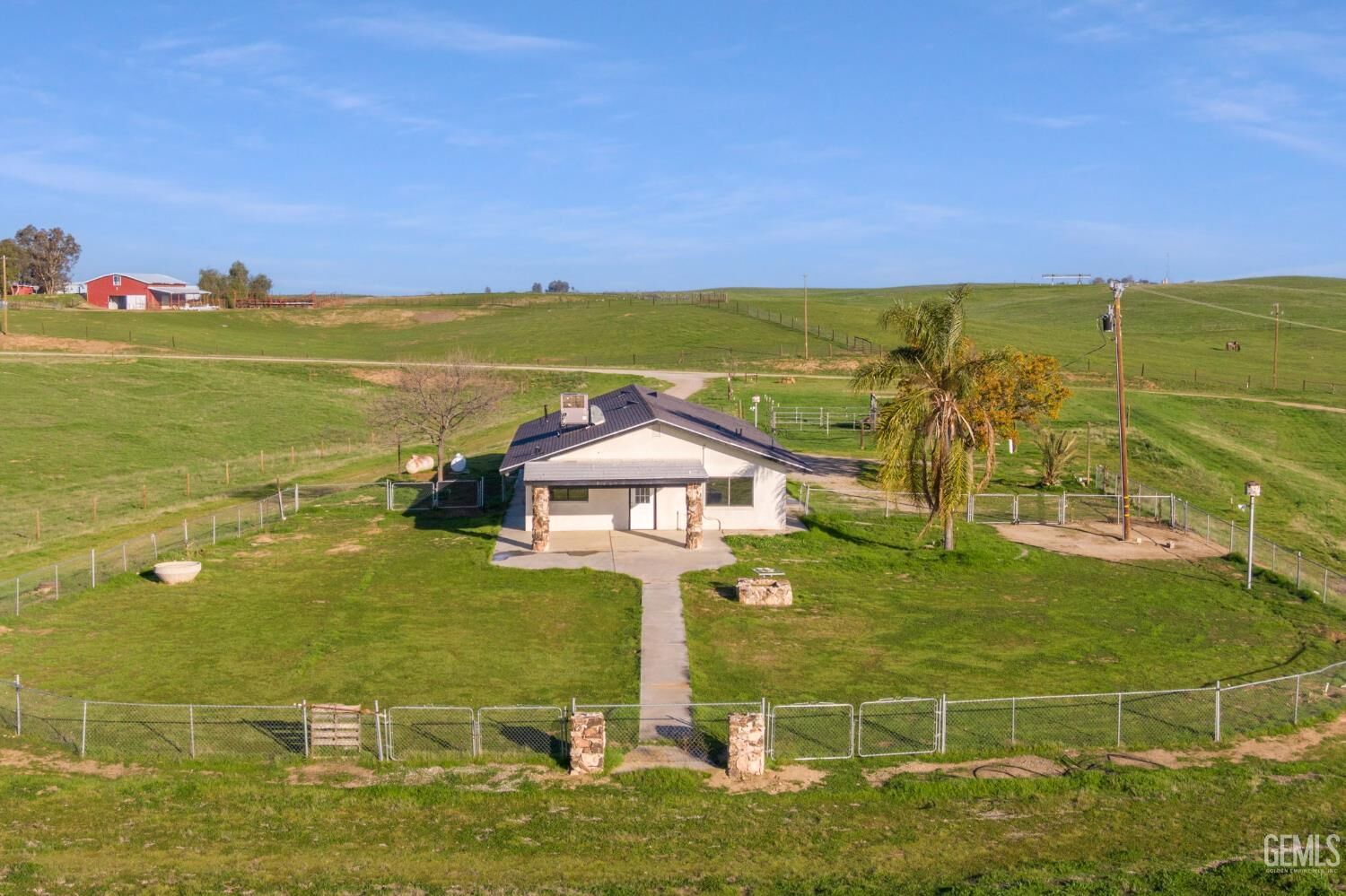 Property Photo:  15662 Highway 65  CA 93250 