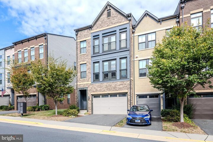 Property Photo:  42298 Impervious Terrace  VA 20148 