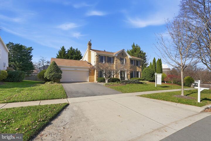 Property Photo:  13004 N Commons Way  MD 20854 