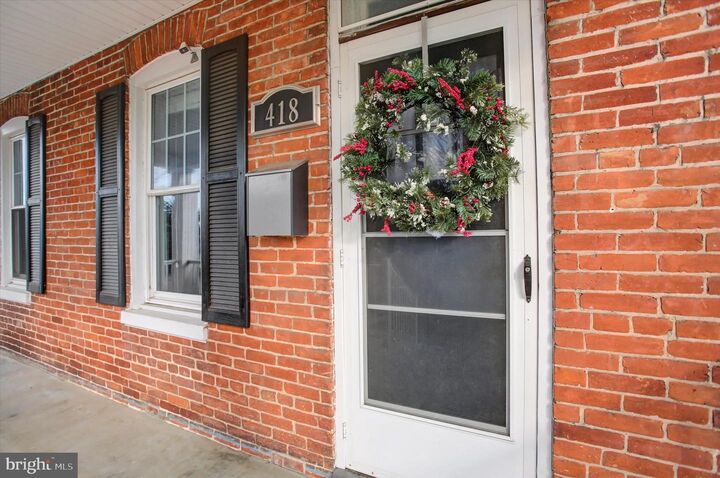 Property Photo: 418 W Sixth Street PA 17268