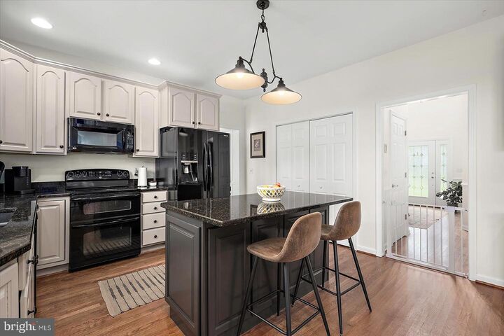 Property Photo:  25343 Club Circle  MD 21856 