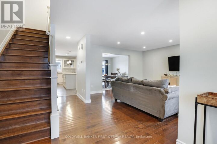 Property Photo: 21 Constantineau Street ON K0A 2M0