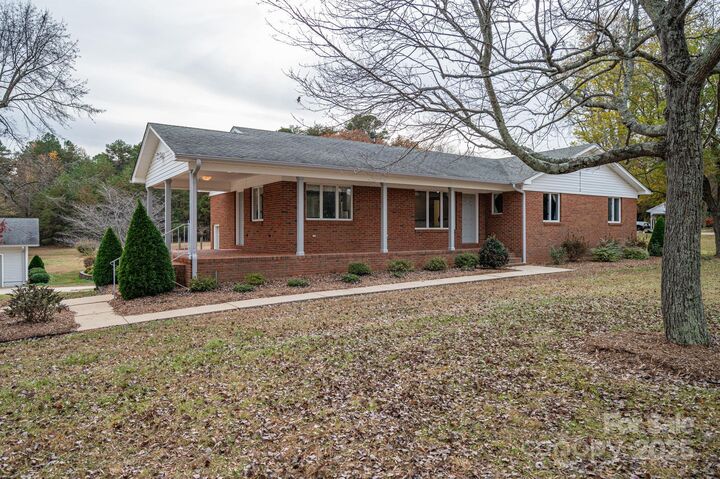 Property Photo:  1894 Hwy 73 Highway  NC 28080 