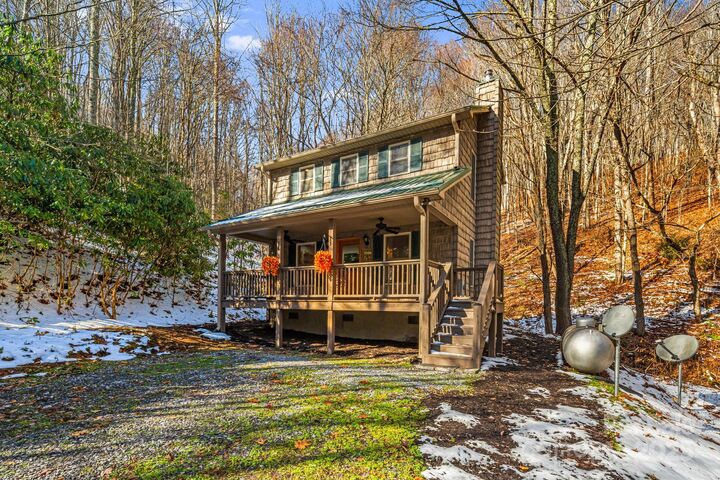 Property Photo:  7158 Max Patch Road  NC 28743 