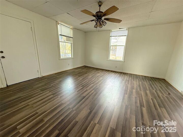 Property Photo:  309 Spring Street  SC 29379 