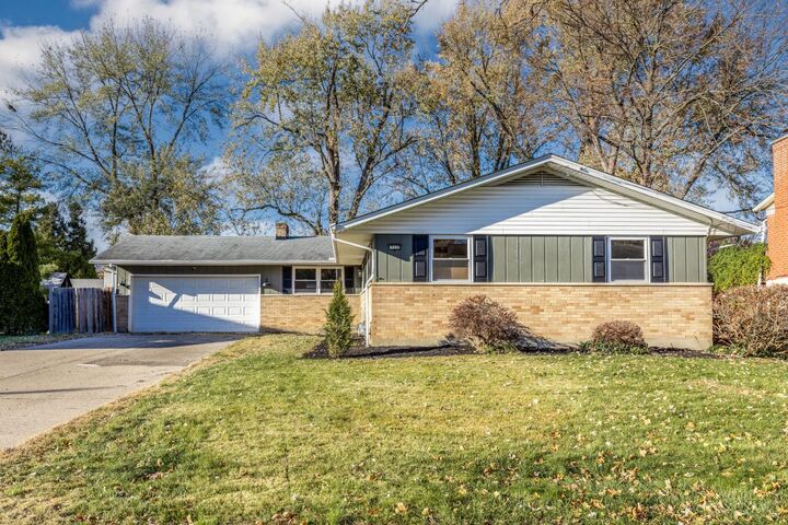 Property Photo:  712 Daphne Court  OH 45240 