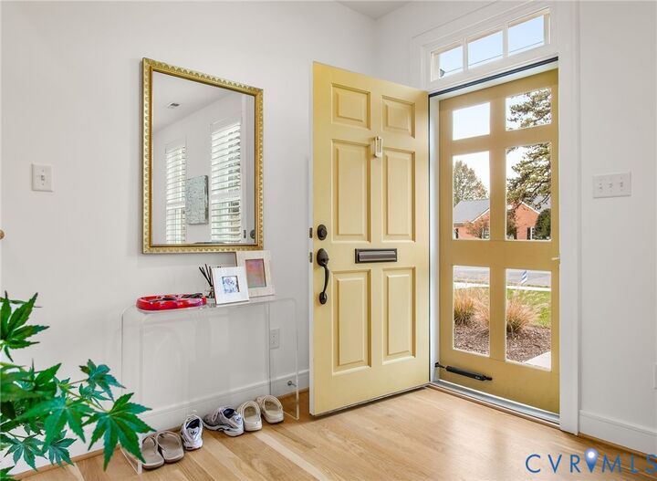 Property Photo:  6912 Patterson Avenue  VA 22226 