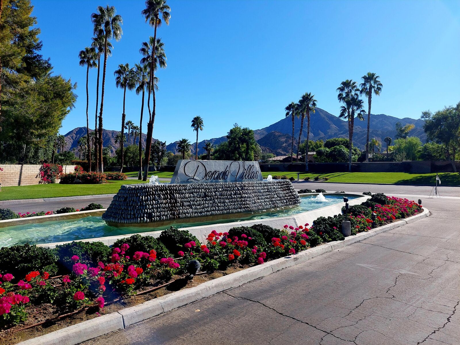 Property Photo: 45885 Algonquin Circle CA 92210