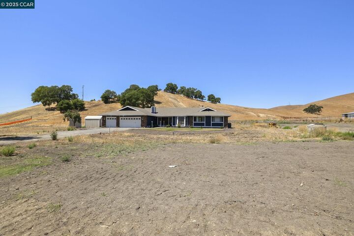 Property Photo: 1610 Lawrence Road CA 94506