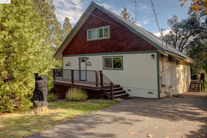 Property Photo:  11979 Myer Ct  CA 95321 