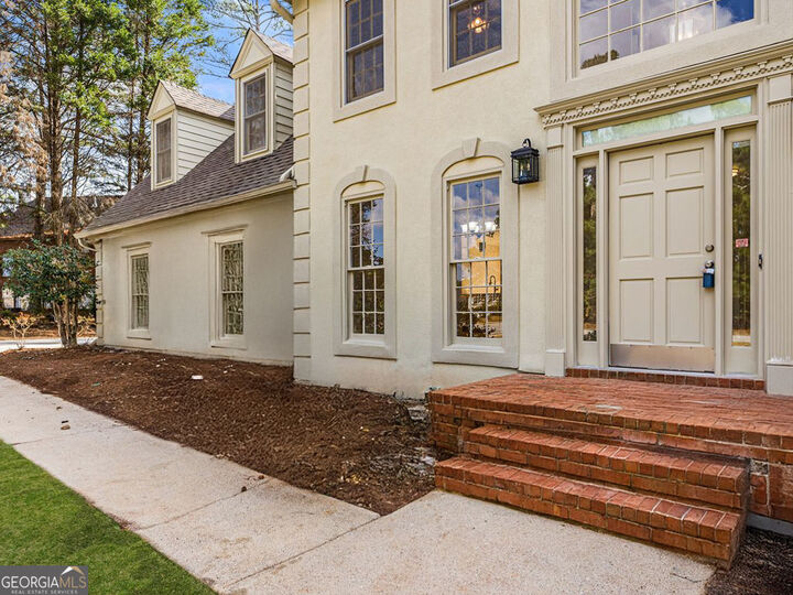 Property Photo: 1646 Ellington Road SE GA 30013