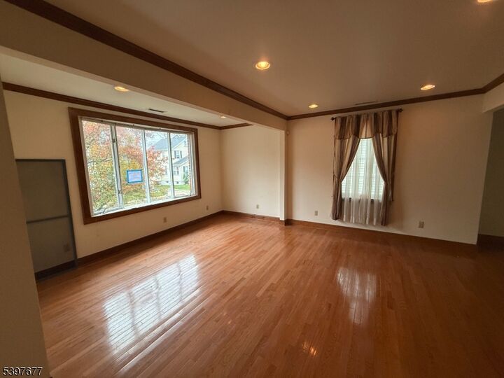 Property Photo:  33 Wall St  NJ 07016 