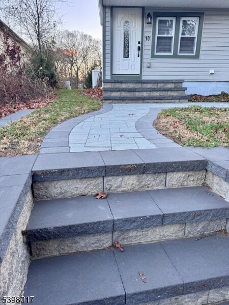 Property Photo:  10 Eisenhower St  NJ 07828 