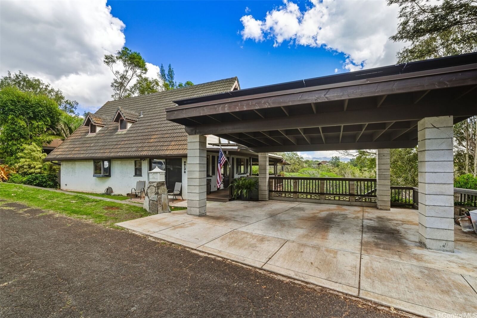 Property Photo: 95-170 Waikalani Drive HI 96789