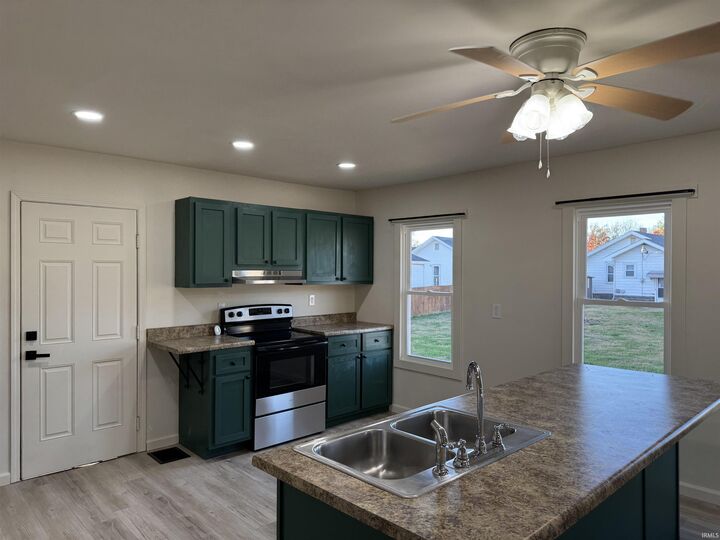 Property Photo:  1317 Wabash Avenue  IN 47591 