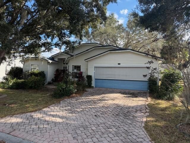 Property Photo:  5042 Desoto Way  FL 34748 