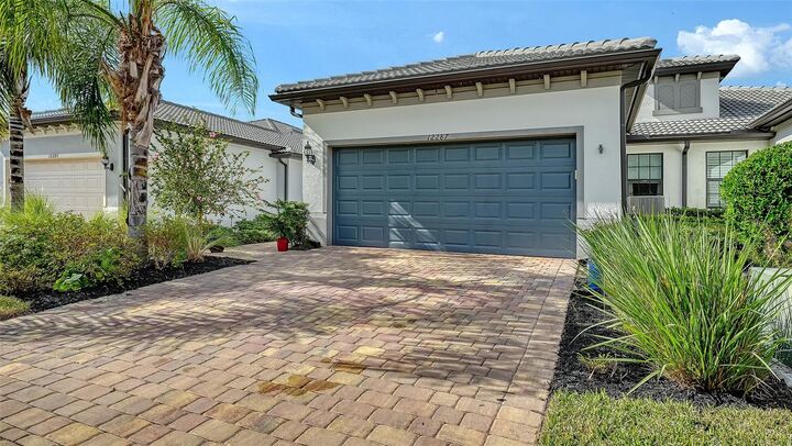 Property Photo:  12287 Myrtle Bay Court  FL 34238 