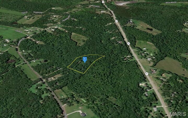 Property Photo:  13821 Vineland Road  MO 63020 