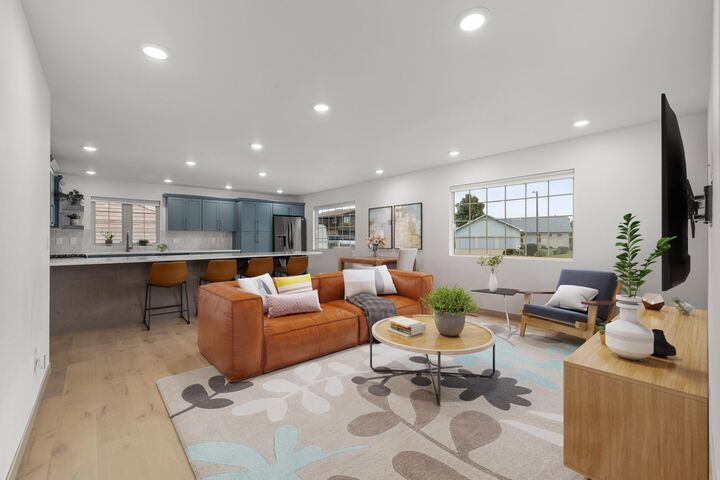 1015 15 1/2 Ave SW  Minot ND 58701 photo