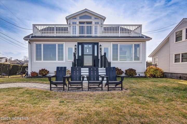 Property Photo:  238 Shoreland Circle  NJ 08879 