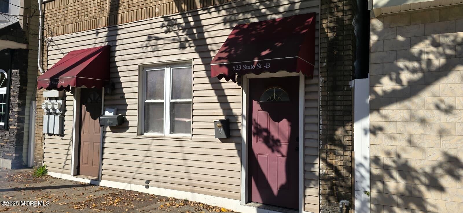 Property Photo:  523 State Street  NJ 08862 